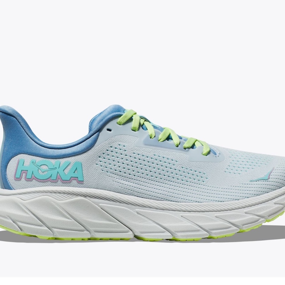 Hoka Arahi 7 Athletic Shoes in Light Blue and Lime